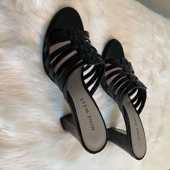 Nine West Black Larkeno strappy block heel sandal - Picture 6 of 8